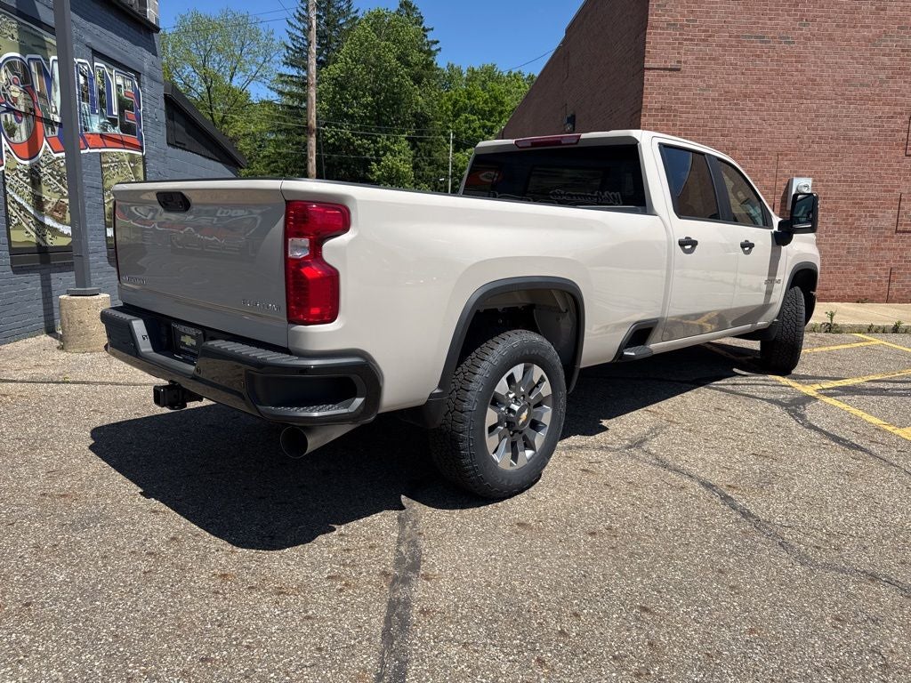2026 Chevrolet Silverado 2500HD Custom