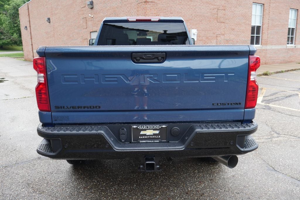 2026 Chevrolet Silverado 2500HD Custom