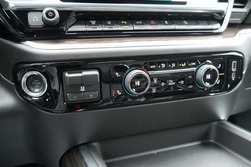 2025 Chevrolet Silverado 2500HD LT W/ Boss DTX V-Plow