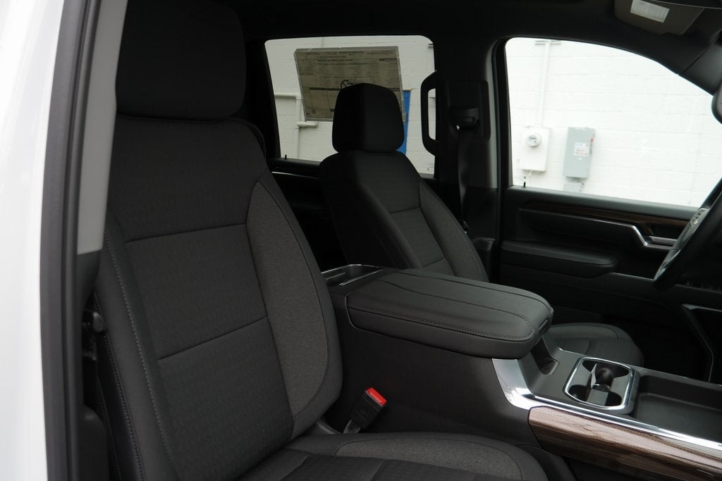 2025 Chevrolet Silverado 2500HD LT W/ Boss DTX V-Plow