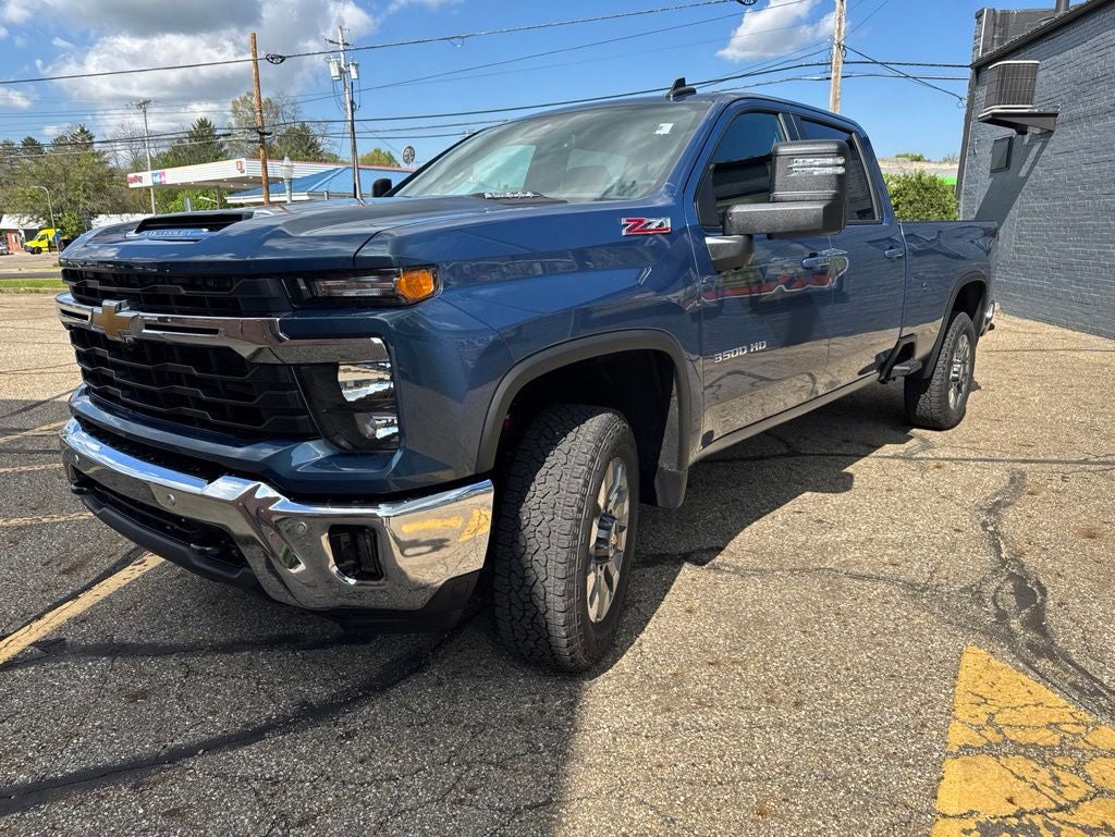 2026 Chevrolet Silverado 3500HD LT