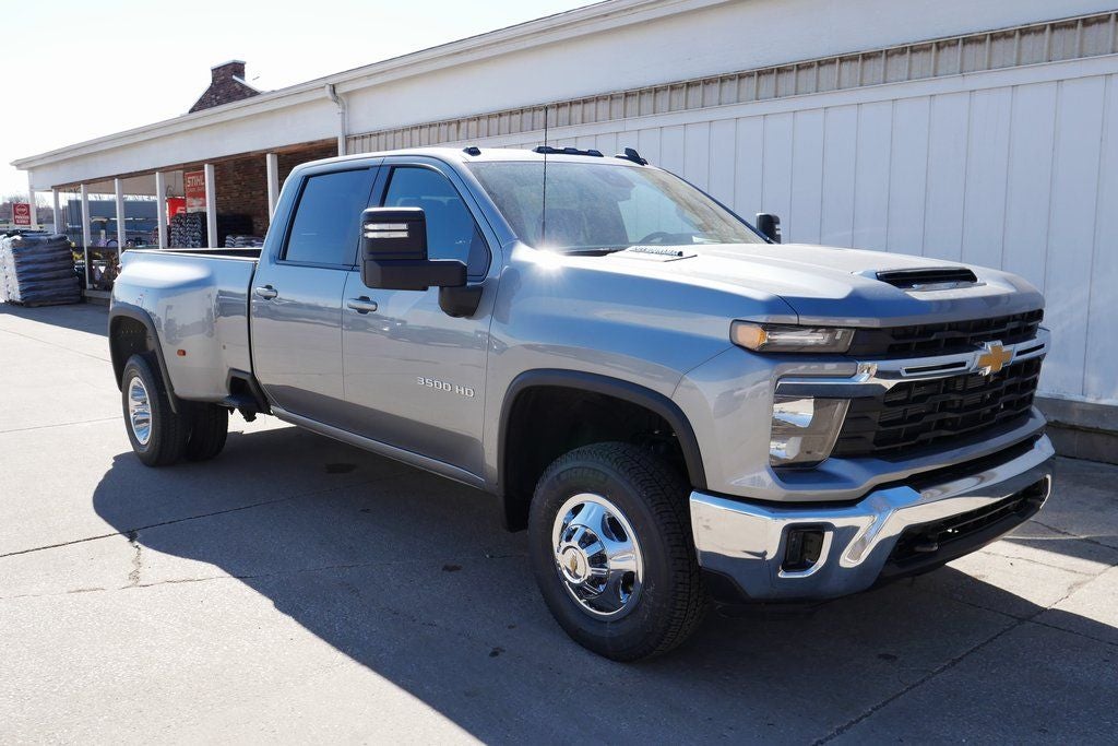 2026 Chevrolet Silverado 3500HD LT