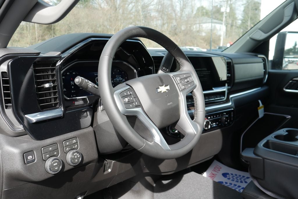2026 Chevrolet Silverado 3500HD LT
