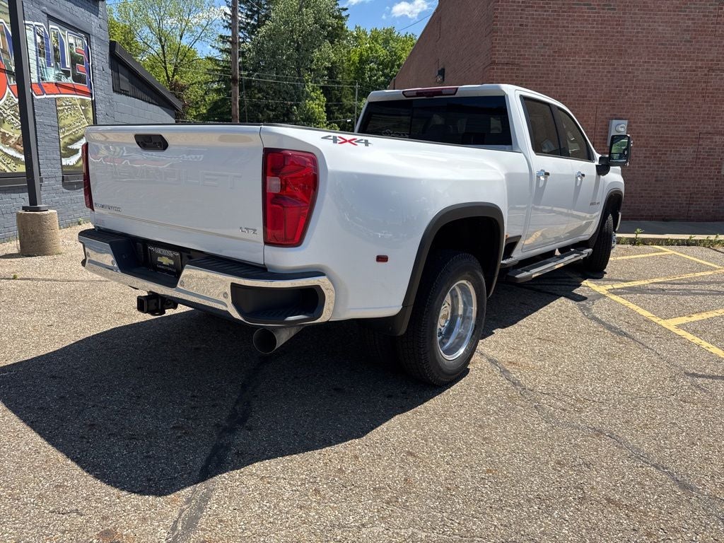 2026 Chevrolet Silverado 3500HD LTZ