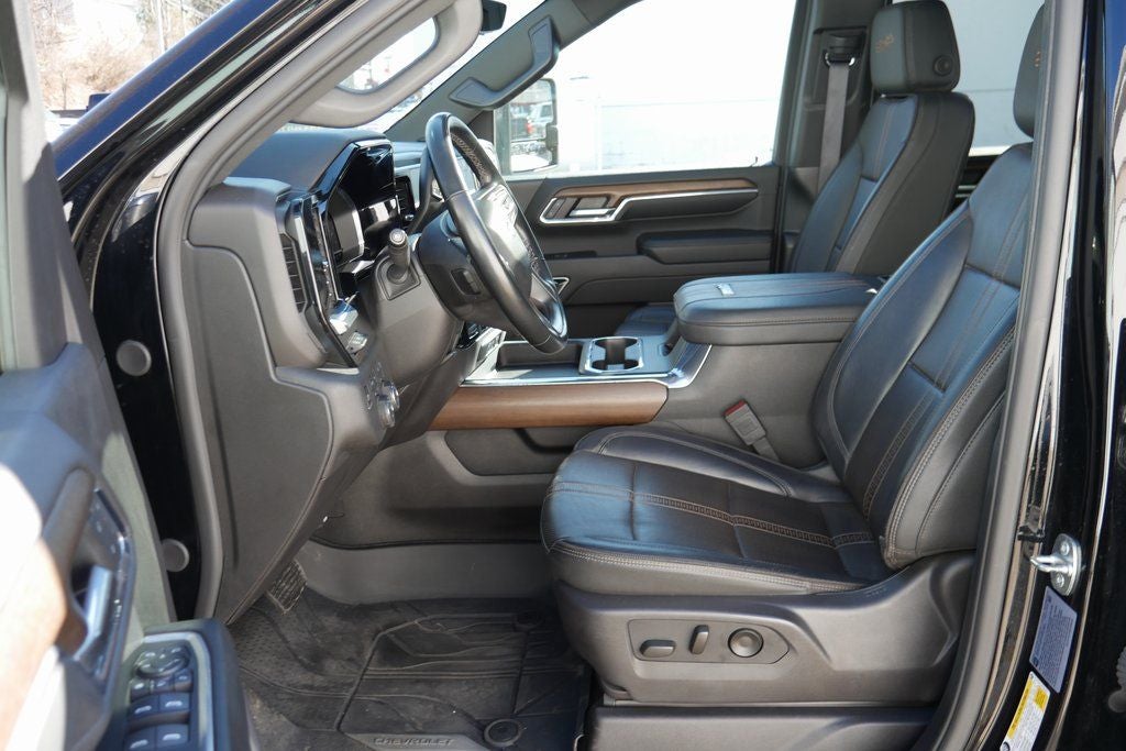 2024 Chevrolet Silverado 3500HD High Country