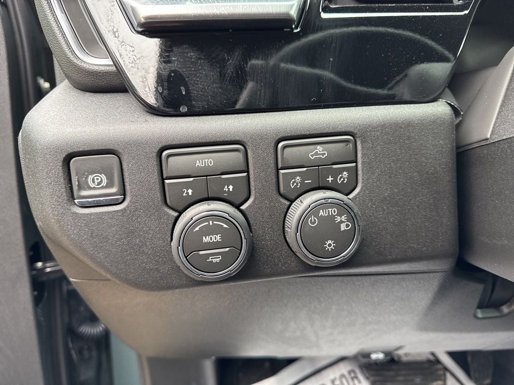2026 Chevrolet Silverado 1500 LT LT1