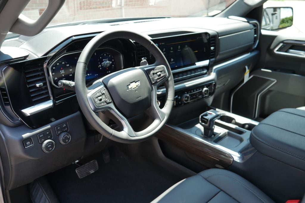 2026 Chevrolet Silverado 1500 LT LT1