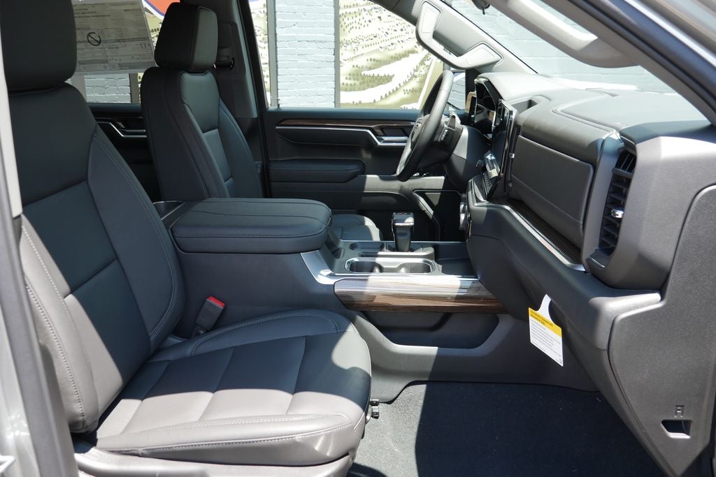 2026 Chevrolet Silverado 1500 LT LT1
