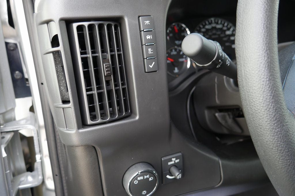 2025 Chevrolet Express 2500 Work Van Cargo