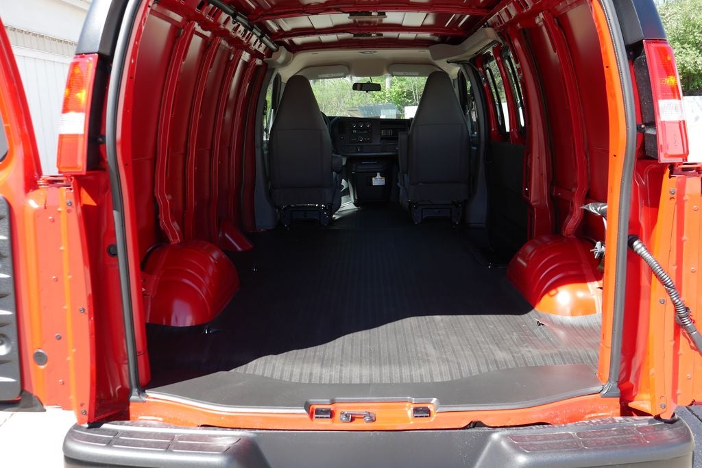 2026 Chevrolet Express 2500 Work Van Cargo