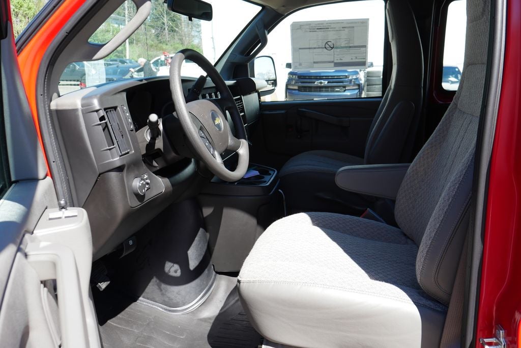2026 Chevrolet Express 2500 Work Van Cargo