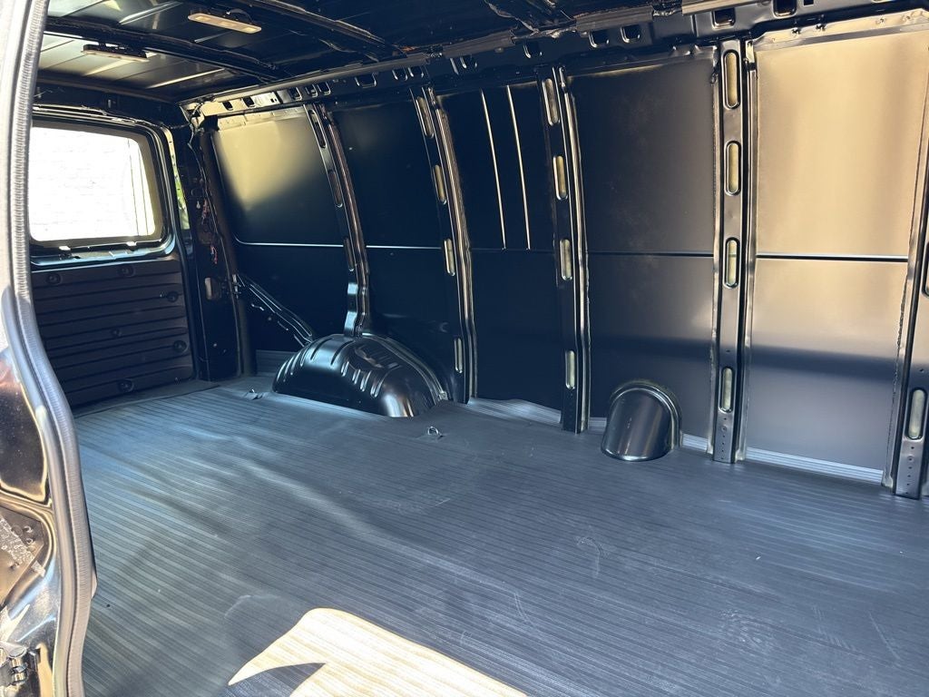 2026 Chevrolet Express 2500 Work Van Cargo