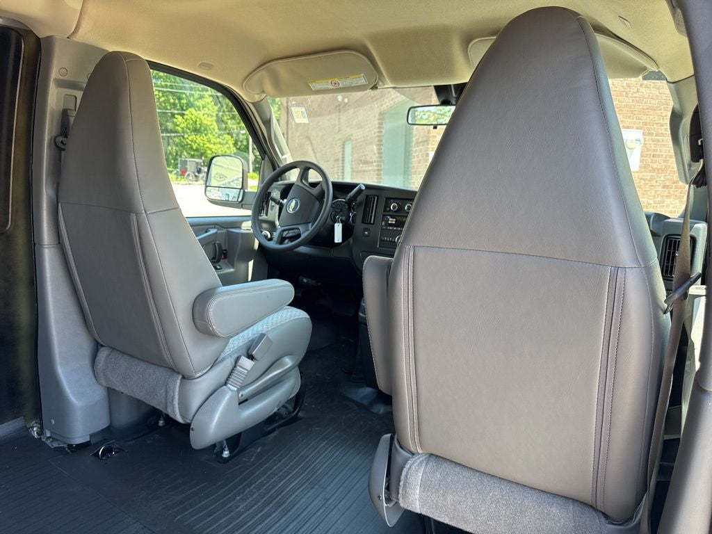 2026 Chevrolet Express 2500 Work Van Cargo