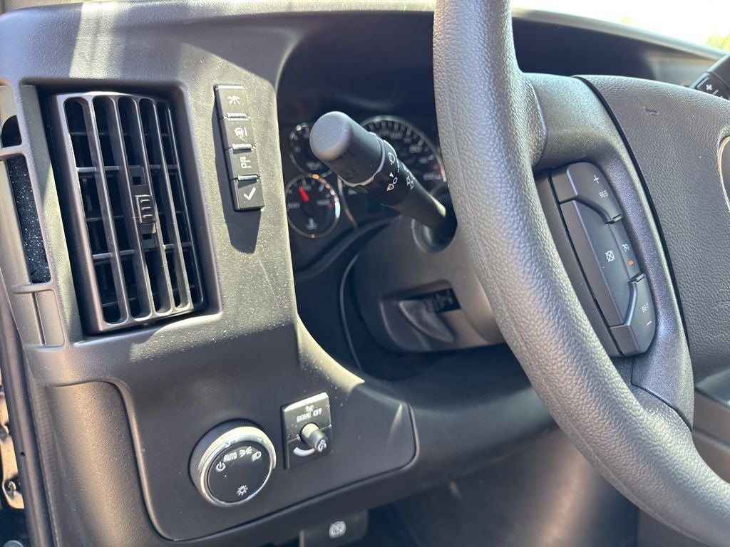 2026 Chevrolet Express 2500 Work Van Cargo
