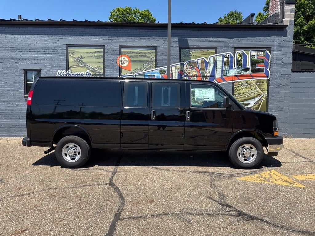 2026 Chevrolet Express 2500 Work Van Cargo