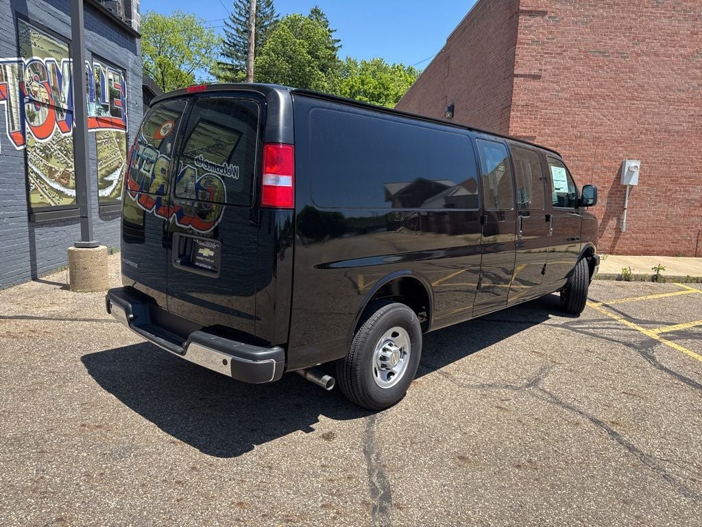 2026 Chevrolet Express 2500 Work Van Cargo