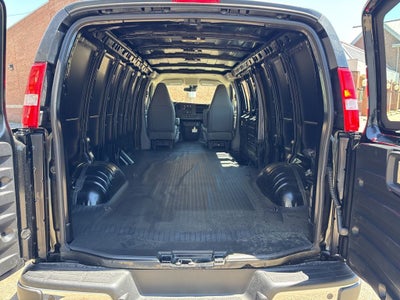 2026 Chevrolet Express 2500 Work Van Cargo