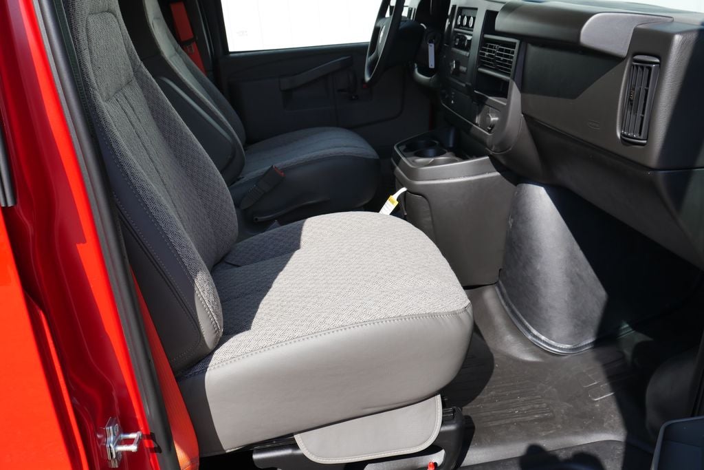 2026 Chevrolet Express 3500 Work Van Cargo