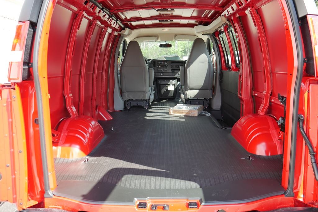 2026 Chevrolet Express 3500 Work Van Cargo
