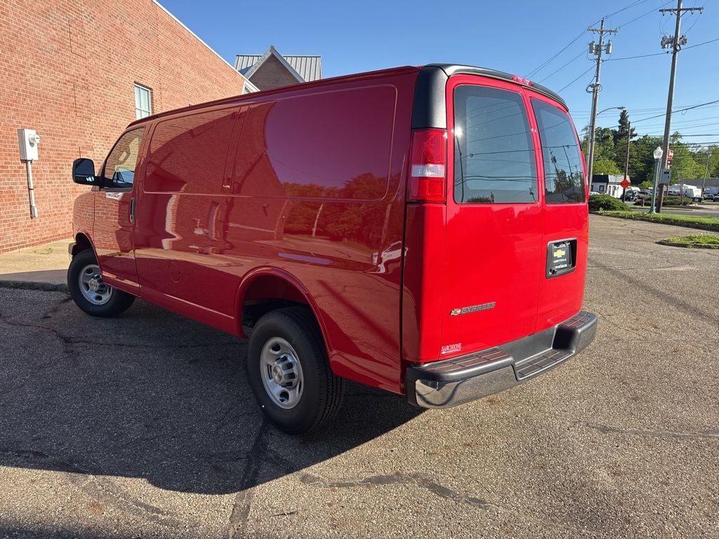 2026 Chevrolet Express 3500 Work Van Cargo