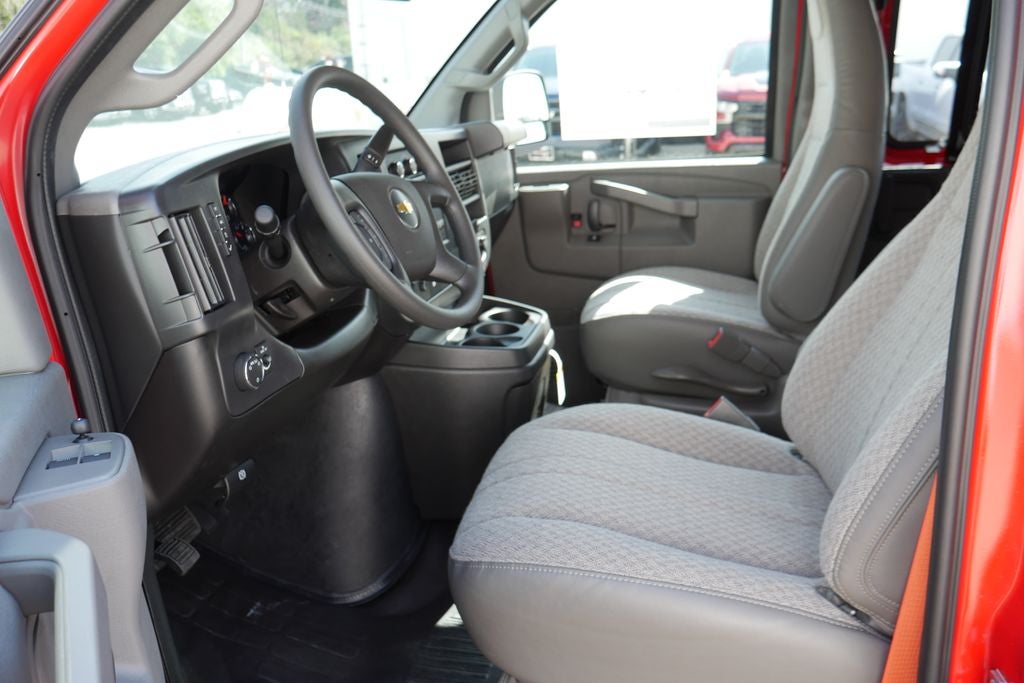2026 Chevrolet Express 3500 Work Van Cargo