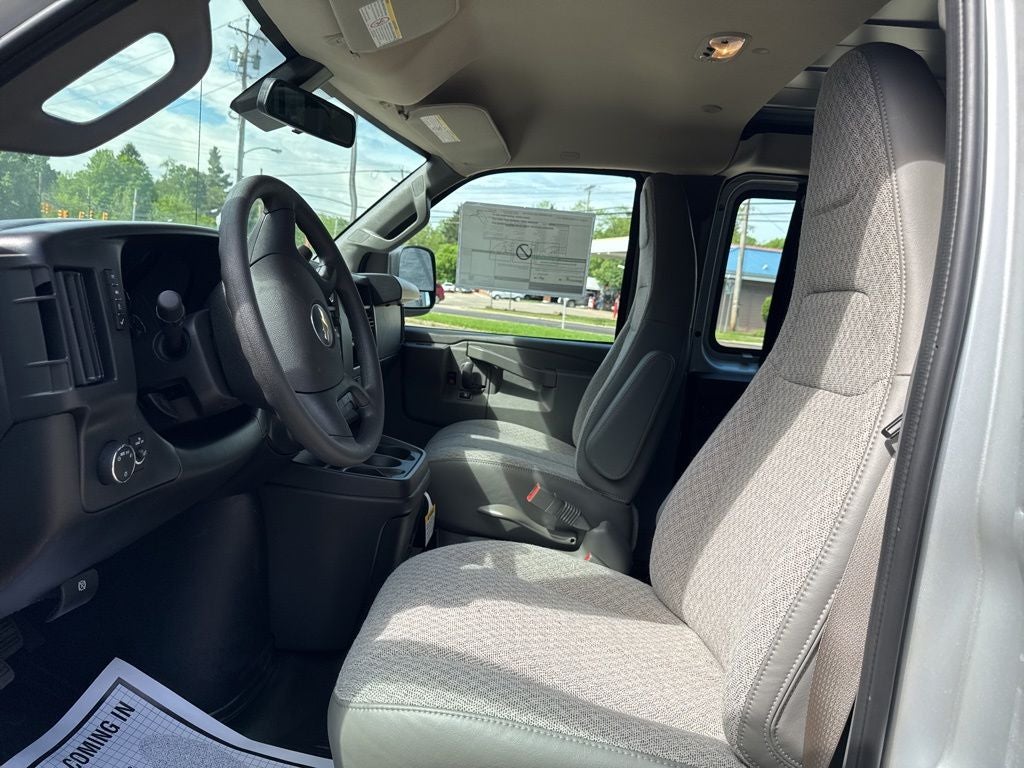 2026 Chevrolet Express 3500 Work Van Cargo