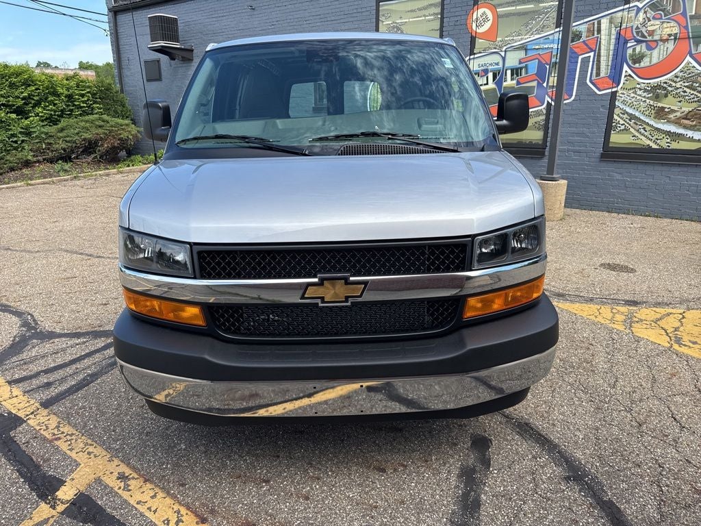 2026 Chevrolet Express 3500 Work Van Cargo