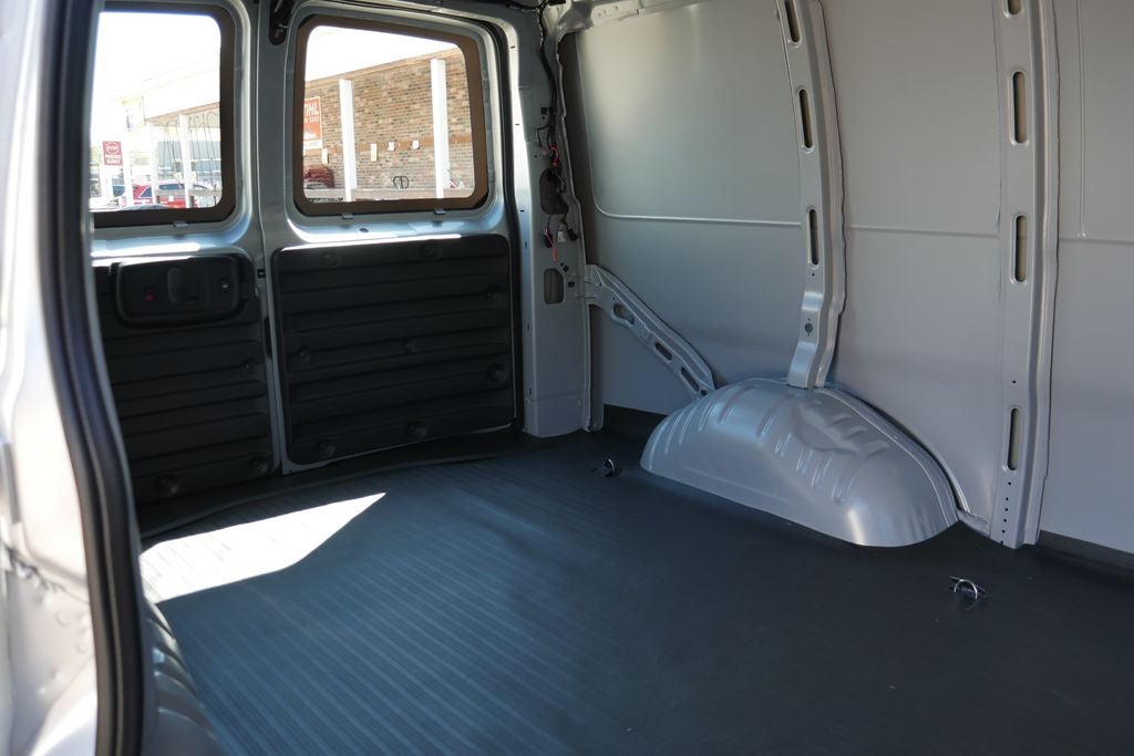 2026 Chevrolet Express 3500 Work Van Cargo