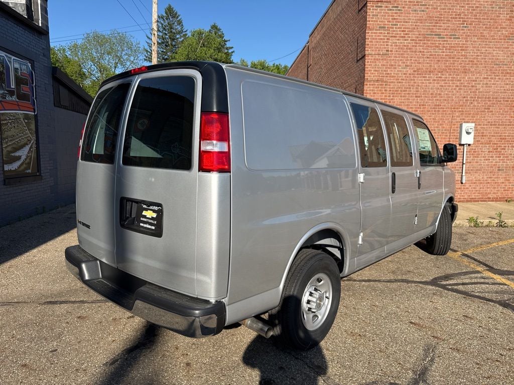 2026 Chevrolet Express 3500 Work Van Cargo