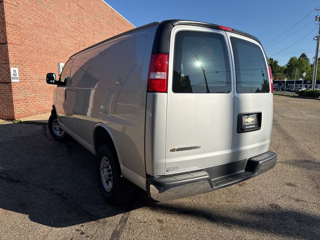 2026 Chevrolet Express 3500 Work Van Cargo