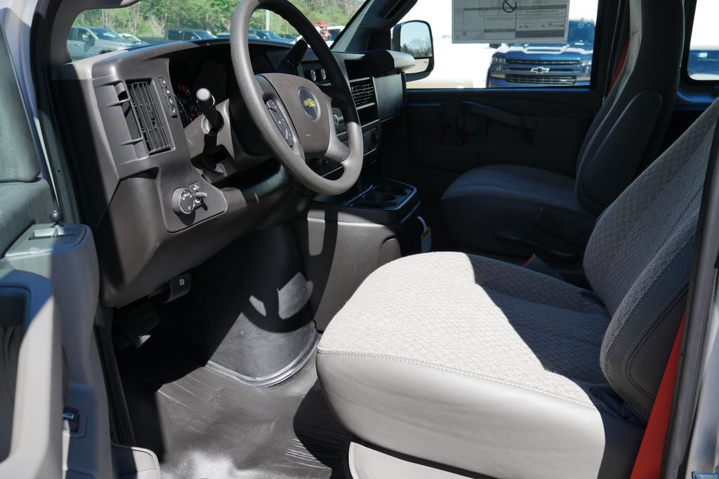 2026 Chevrolet Express 3500 Work Van Cargo