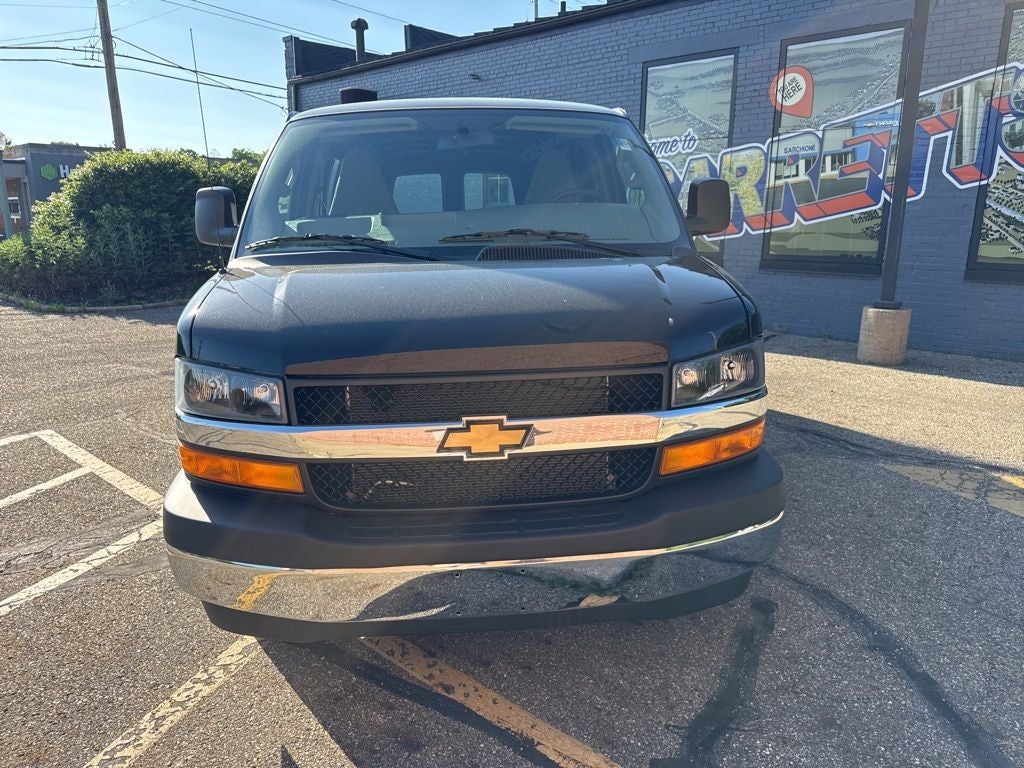 2026 Chevrolet Express 3500 Work Van Cargo