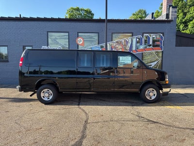 2026 Chevrolet Express 3500 Work Van Cargo