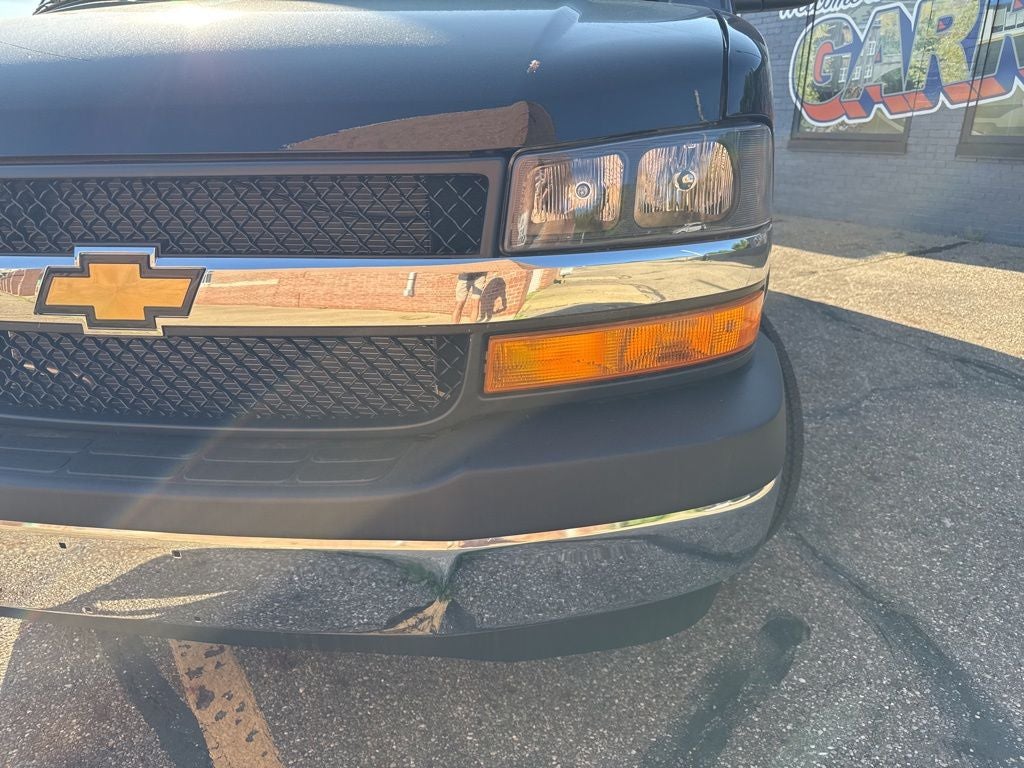 2026 Chevrolet Express 3500 Work Van Cargo