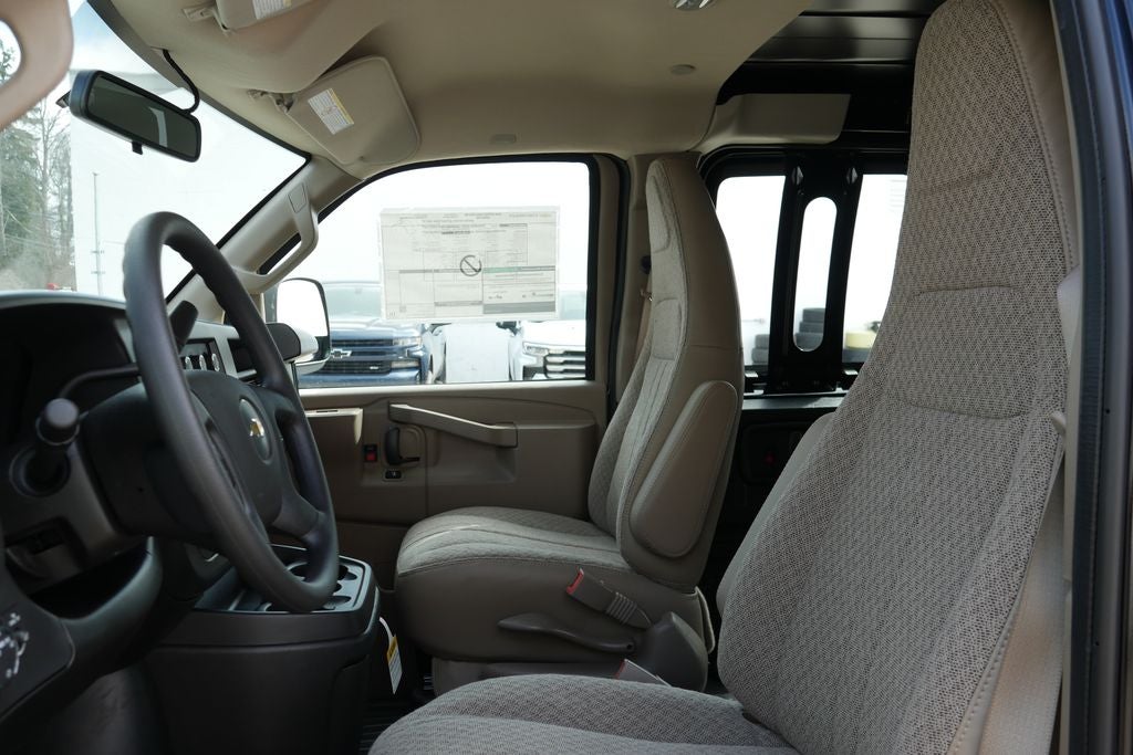 2026 Chevrolet Express 3500 Work Van Cargo
