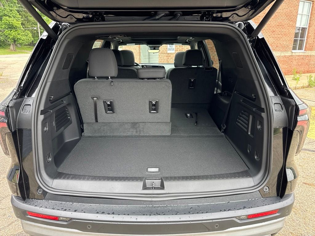 2026 Chevrolet Traverse LT 2LT