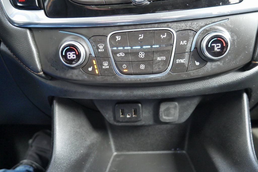 2018 Chevrolet Traverse LT Cloth w/1LT