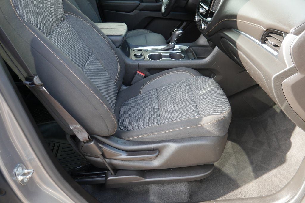 2018 Chevrolet Traverse LT Cloth w/1LT