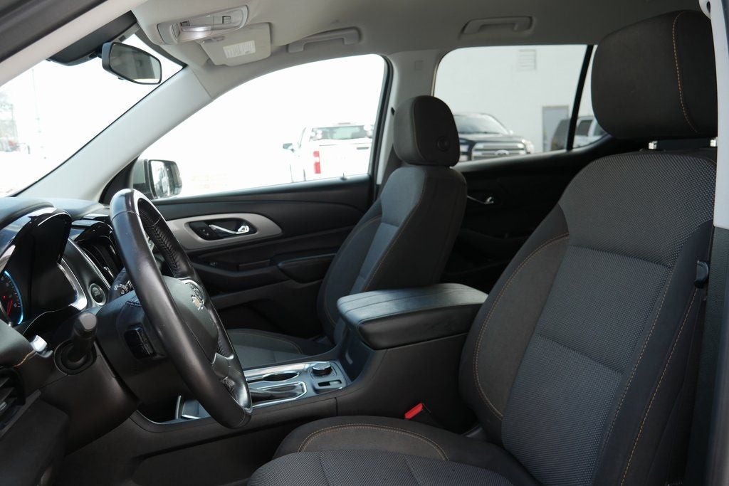2018 Chevrolet Traverse LT Cloth w/1LT