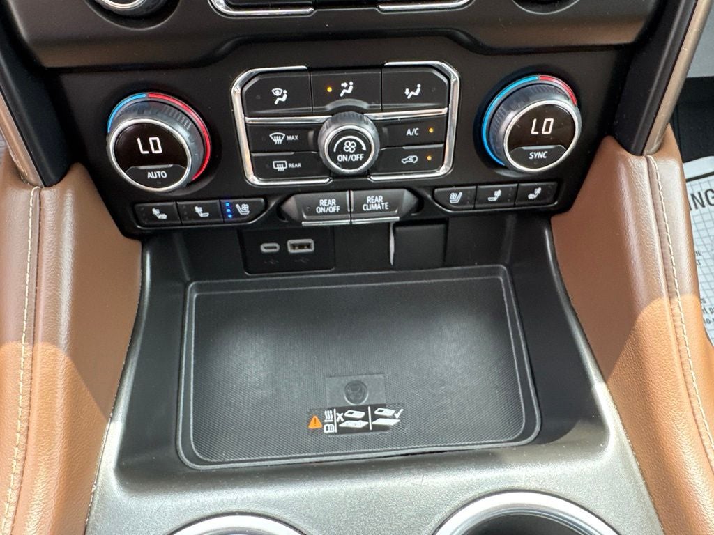 2023 Chevrolet Suburban High Country