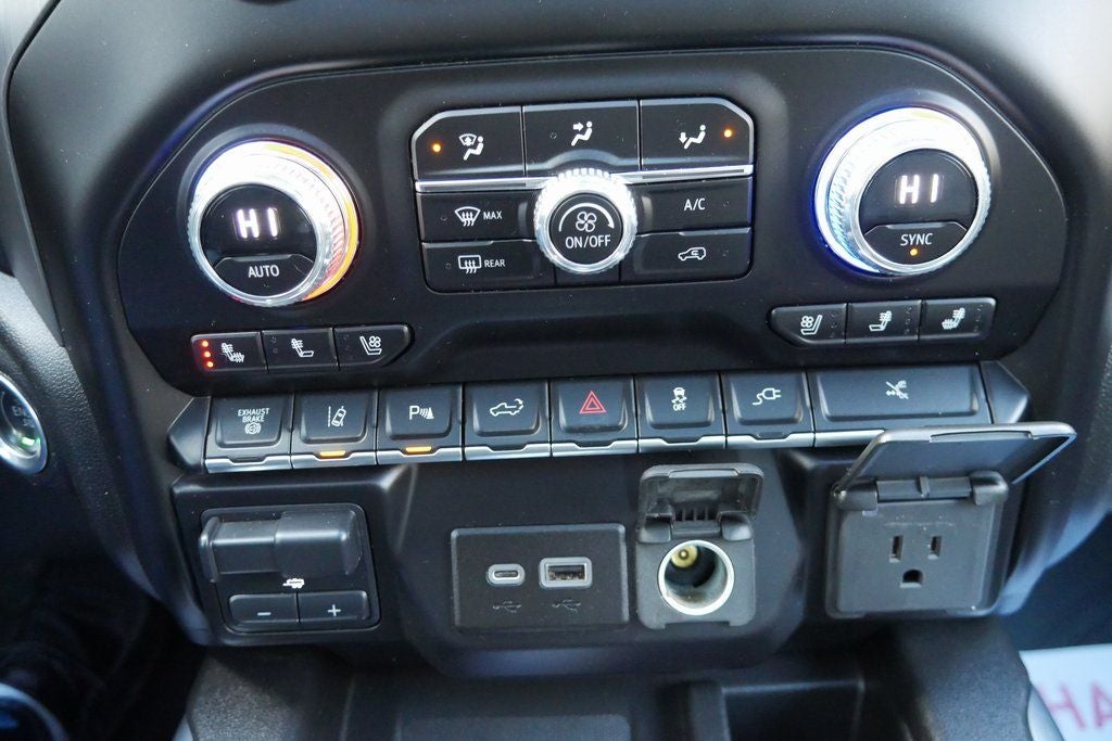 2023 GMC Sierra 3500HD Denali