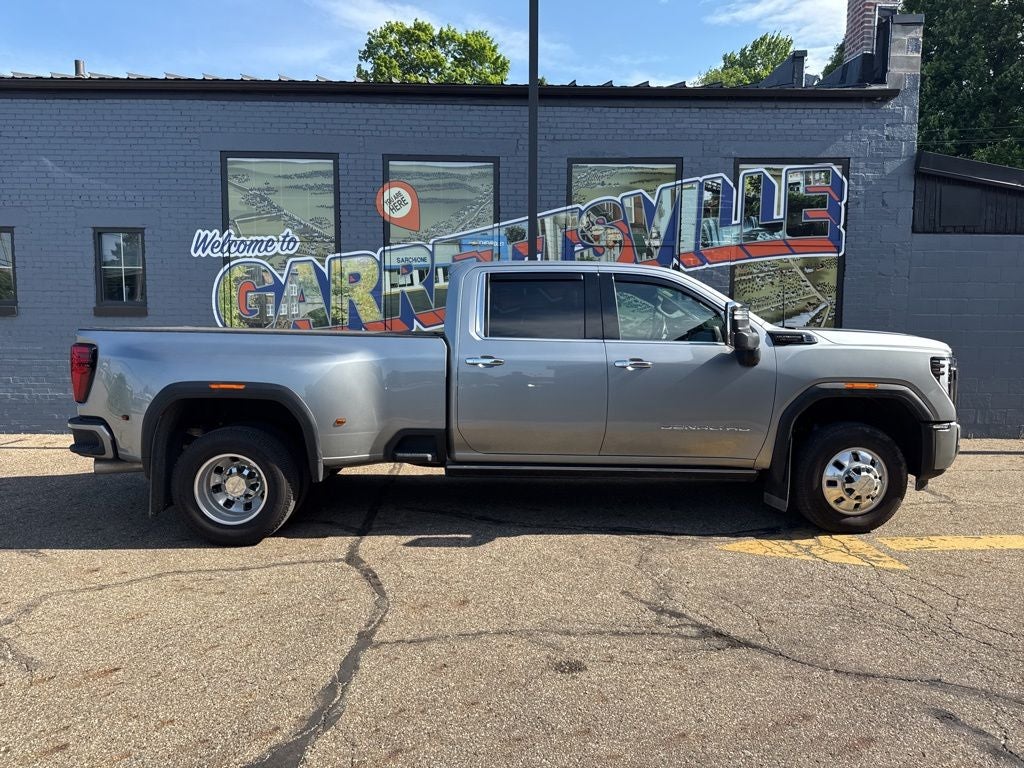 2025 GMC Sierra 3500HD Denali Ultimate