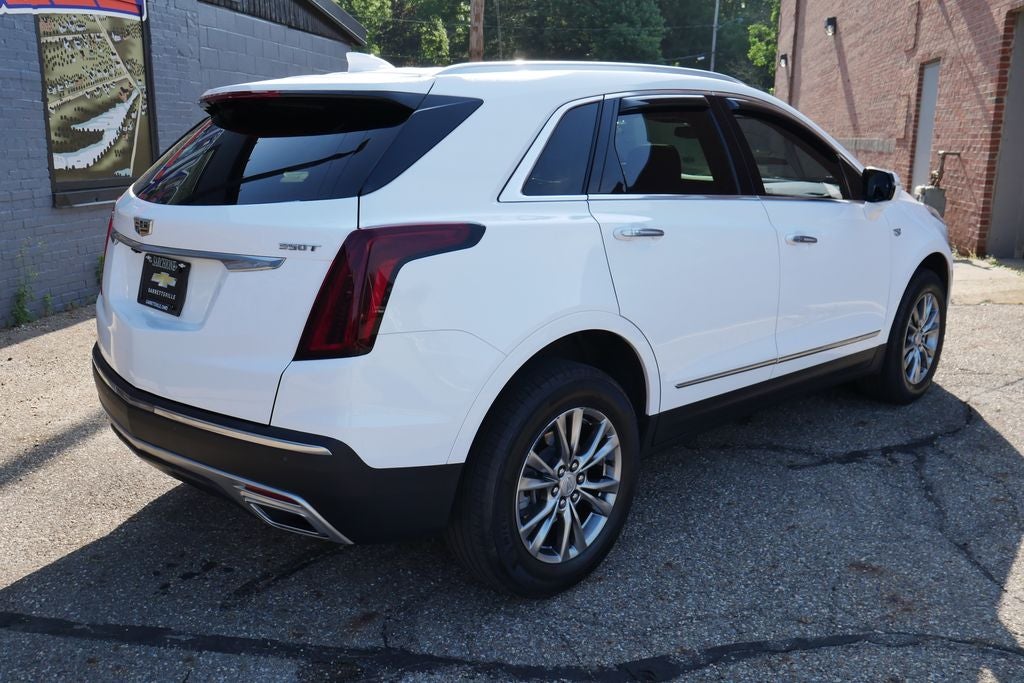 2022 Cadillac XT5 Premium Luxury