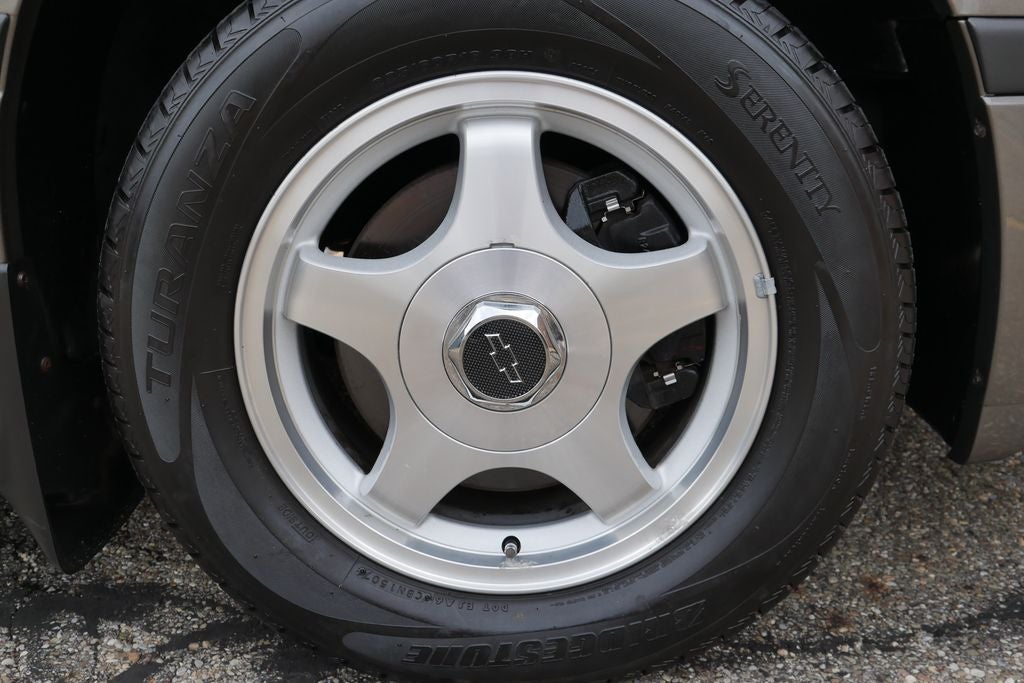 2002 Chevrolet Impala LS
