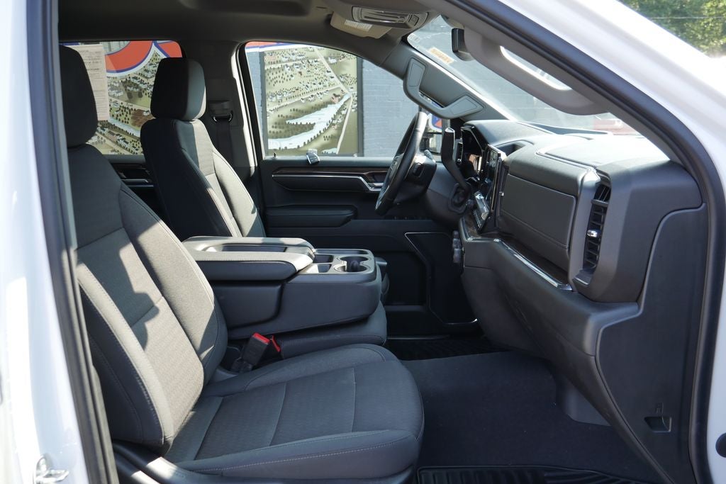 2023 Chevrolet Silverado 1500 LT LT1