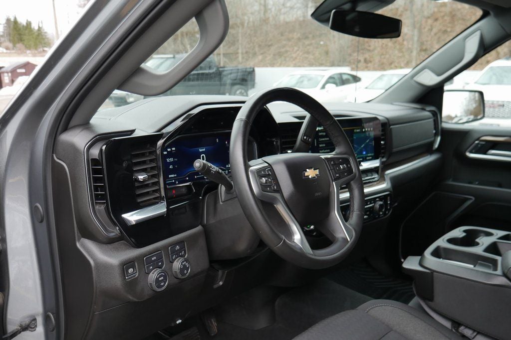 2025 Chevrolet Silverado 1500 LT LT1