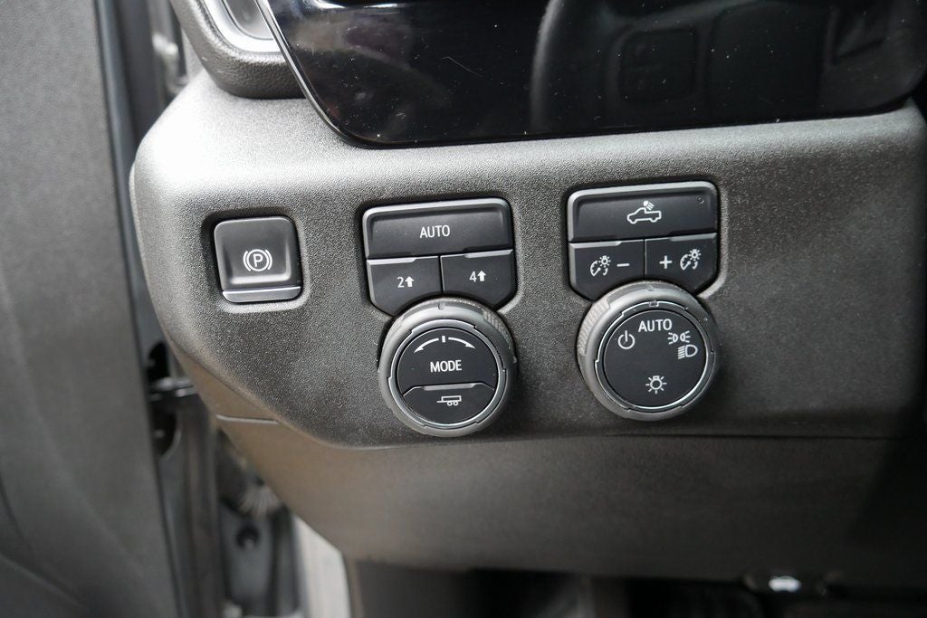 2025 Chevrolet Silverado 1500 LT LT1