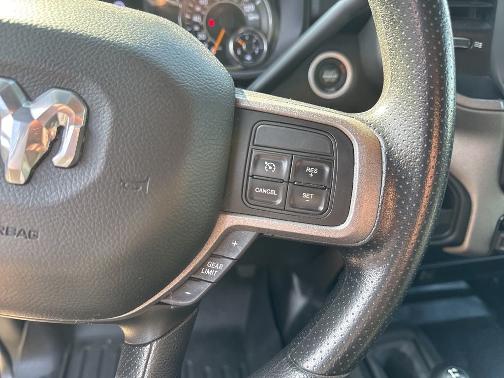2022 RAM 5500HD Tradesman w/ Steel Flatbed & 5th Wheel Hitch