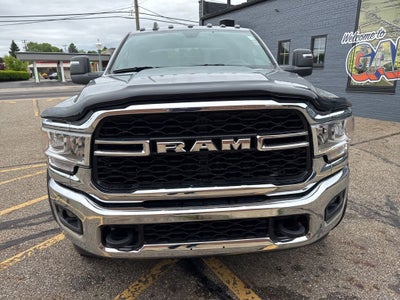 2024 RAM 5500HD Tradesman w/ Duramag Aluminum Skirt Flatbed