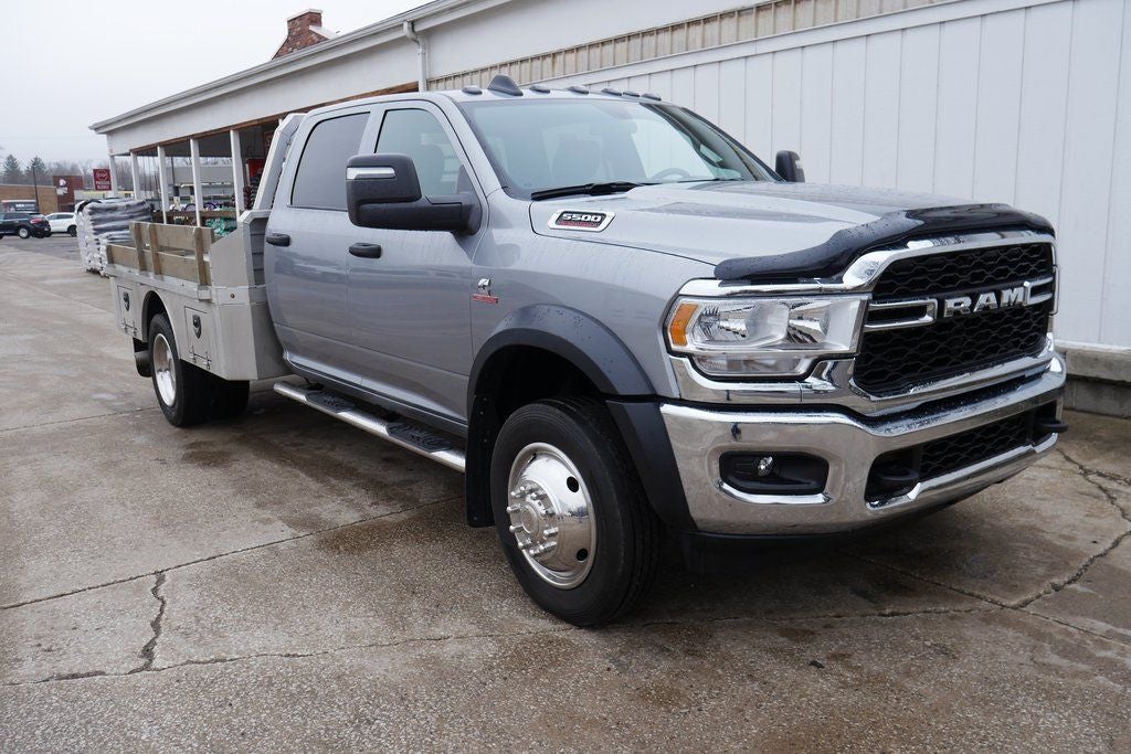 2024 RAM 5500HD Tradesman w/ Duramag Aluminum Skirt Flatbed